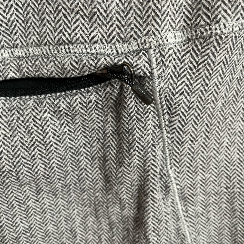 Lululemon gray and black herringbone half zip 4 - Picture 11 of 12